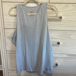 Nike tank